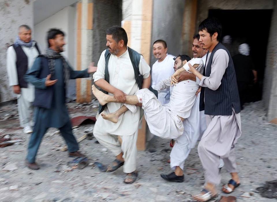 Urgent- Afghanistan: 62 morts dans l’attaque d’une mosquée pendant la prière du vendredi.