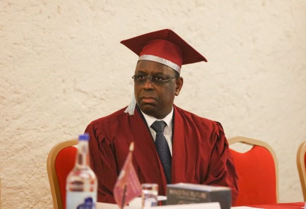 Macky Sall fait sénateur Honoris Causa