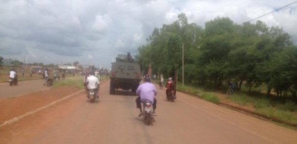 L'attaque d'un convoi de civils fait au moins 37 morts dans l'est du Burkina