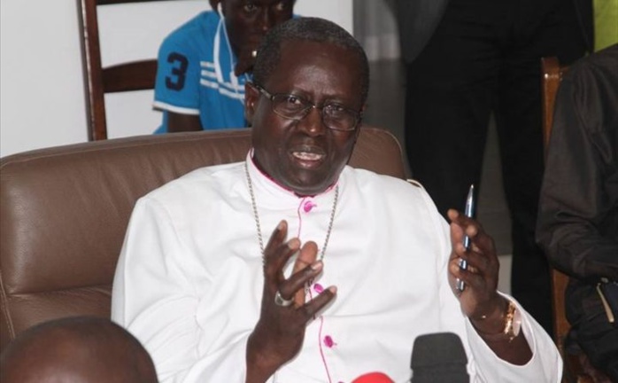 Mgr Benjamin Ndiaye: «Arrêtez de boire de l’alcool»