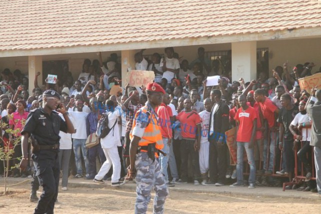 Les étudiants de Kinshasa chassés de l’université après la mort d’un policier