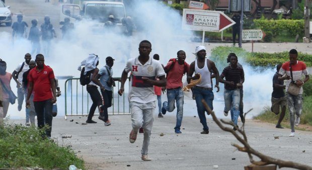 dernière minute-Bambey : Deux policiers blessés dans des affrontements entre étudiants et forces de l’ordre