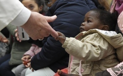 Vatican : Le Pape François se solidarise avec un enfant du Sénégal