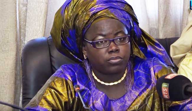 Aminata Assome Diatta, ministre du Commerce rassure les sénégalais de la disponibilité des denrées de premiéres nécessités