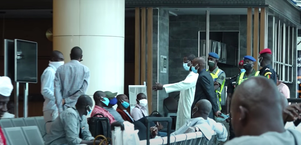 Rapatriement d’Italiens et de Sénégalais en Italie : 160 personnes décollent à bord d’Air Sénégal