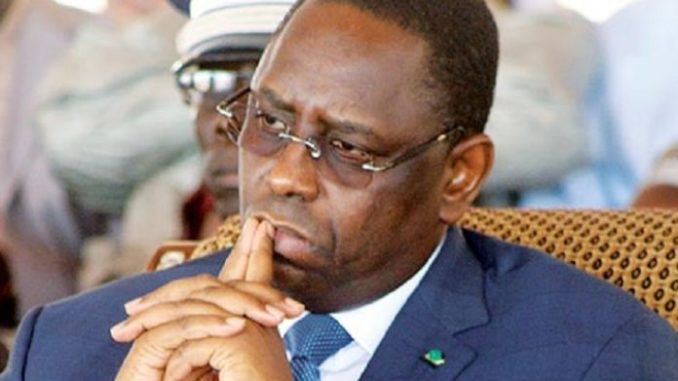 MACKY SALL APPELLE À ’’AGIR AVEC RESPONSABILITÉ ’ POUR QUE LE MALI ’’NE SOMBRE DANS UN VIDE INSTITUTIONNEL’’