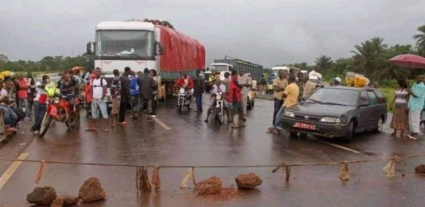 La Guinée ferme sa frontière avec le Sénégal