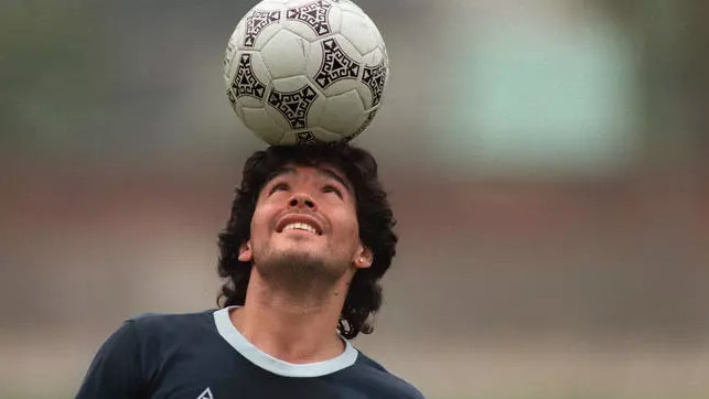 Diego Maradona, mort d'une légende universelle