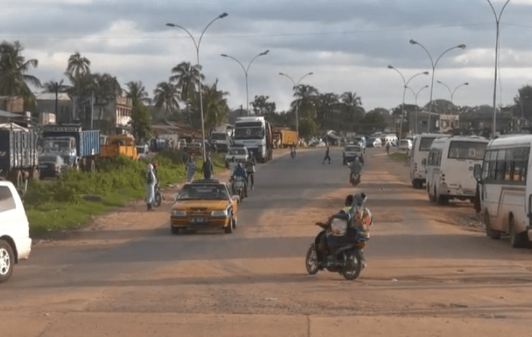 ​"CHAOS NOCTURNE À ZIGUINCHOR : LES HABITANTS LANCENT UN APPEL  À L'AIDE SUR LE BOULEVARD 54"