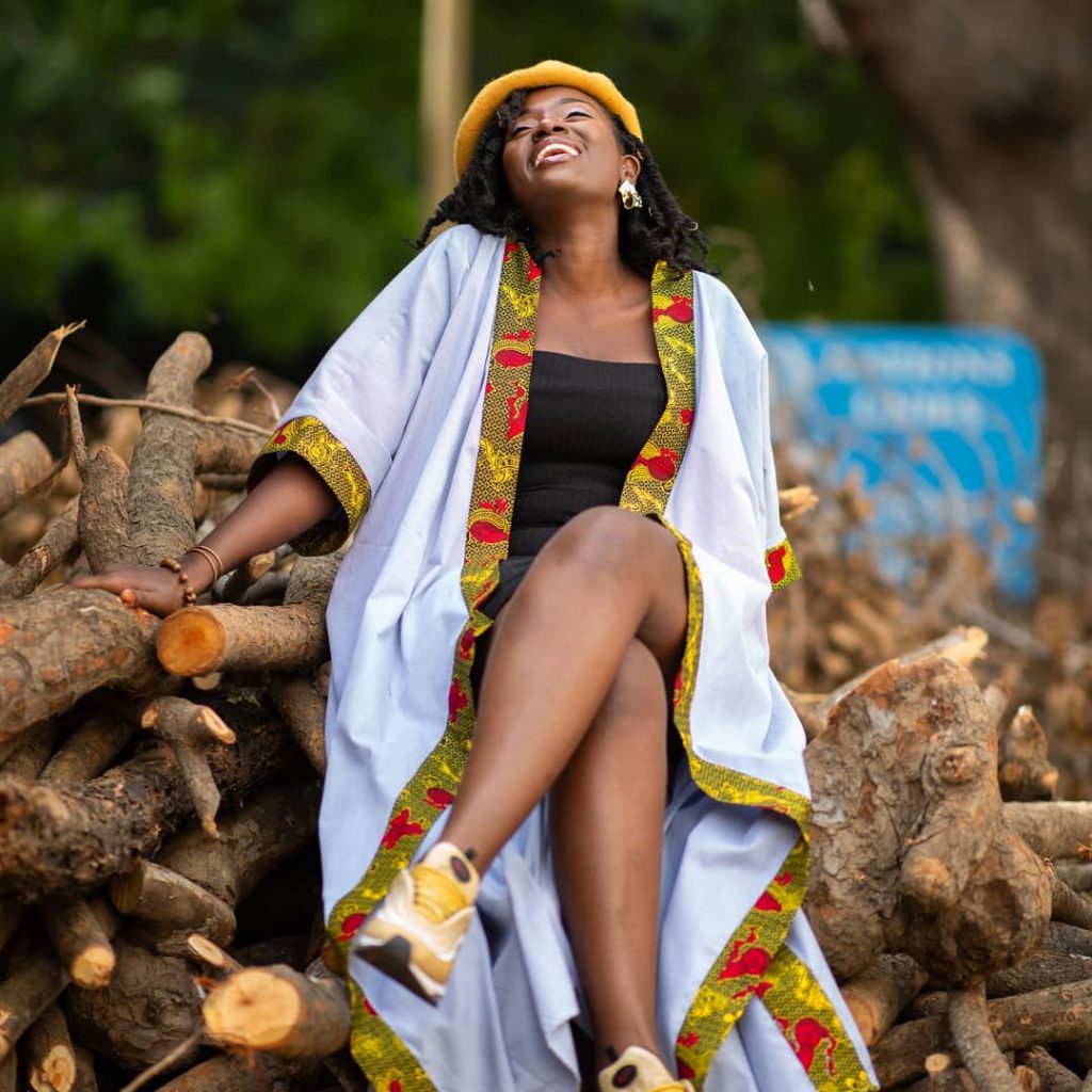 PHOTOS - Djalika de la série "Maitresse d'un homme marié" se la coule douce