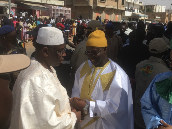 Louga: le PR Macky Sall prend part à la Ziarra annuelle de Thierno Mountaga Daha Cheikhou Oumar Foutiyou Tall.