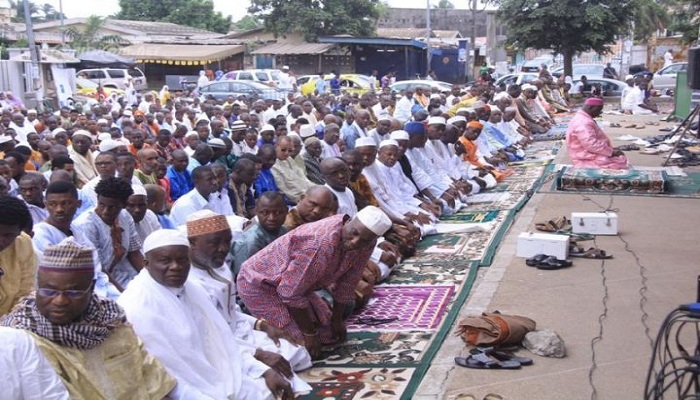 LUTTE CONTRE LE COVID -19: les imams de Ziguinchor ont lancé 313 sourate Yacine et deux fois le Coran contre le coronavirus