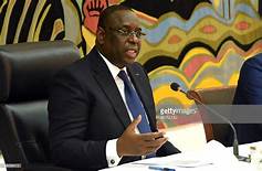 CORONAVIRUS: LE PRÉSIDENT MACKY SALL ANNULE LA FETE DU 4 AVRIL ET FERME LES ÉCOLES  ET UNIVERSITÉS PENDANT TROIS SEMAINES