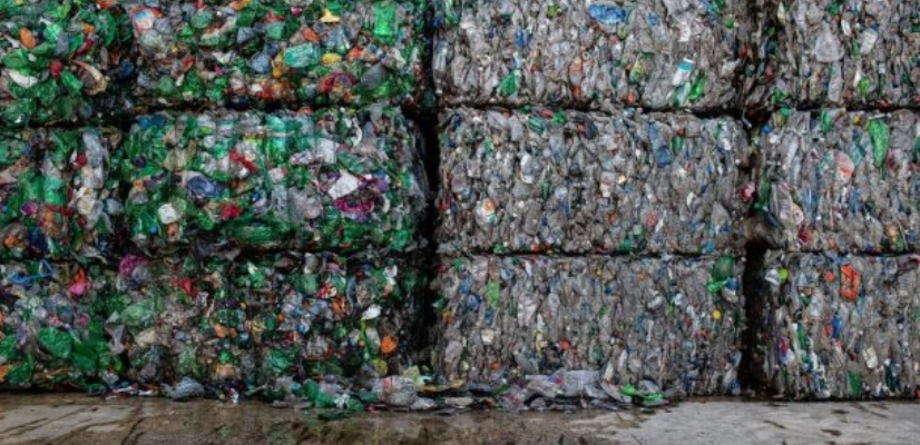 En 2021, refourguer les déchets plastiques aux pays pauvres devient plus compliqué