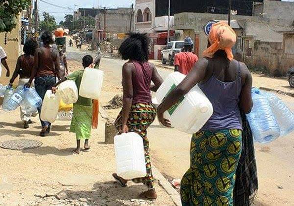 PERTURBATIONS DANS LA DISTRIBUTION DE L'EAU Vers une plainte contre Sen'eau