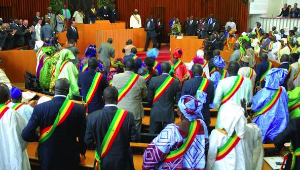 Assemblée nationale : Les députés de YAW ont adressé 90 questions au gouvernement