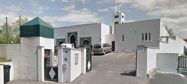 France: Une attaque contre une mosquée fait deux blessés graves