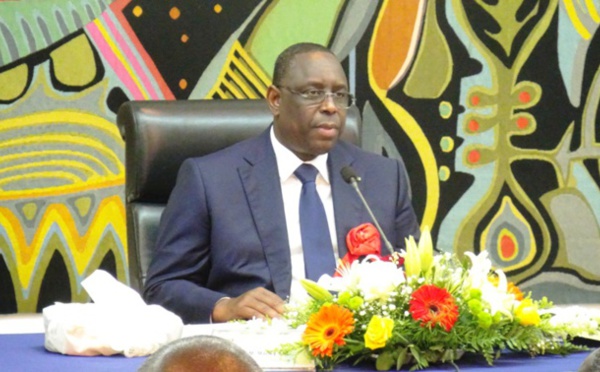 Conseil des Ministres- Education : Macky Sall pour « un dialogue constructif avec le G7 »