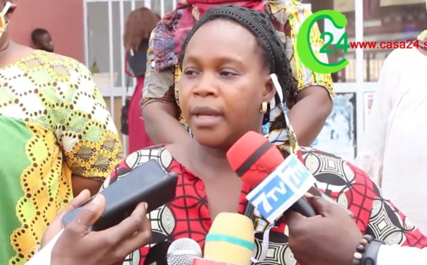 (VIDEO) Ça ne riz pas à Ziguinchor :Lenteurs dans la distribution de l’aide alimentaire de nombreuses femmes ont envahi la Mairie pour réclamer leurs parts de l’aide alimentaire d’urgence promise par le gouvernement