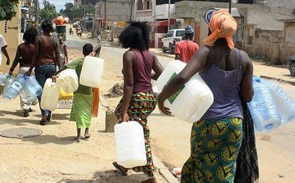 PERTURBATIONS DANS LA DISTRIBUTION DE L'EAU Vers une plainte contre Sen'eau