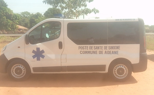 SINDONE A SON AMBULANCE MÉDICALISÉE, UN DON DE DOUDOU KA