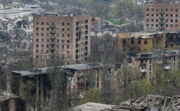 Ukraine: À Marioupol, les soldats assiégés vivent peut-être leurs "derniers jours"